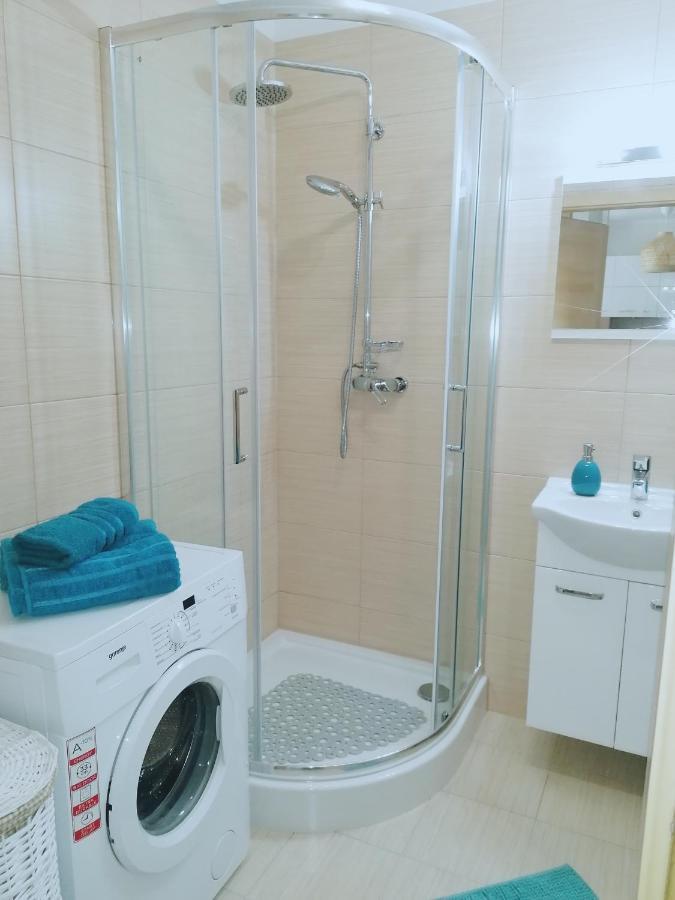 Apartament Turkus Z Ogrodem Kołobrzeg Esterno foto